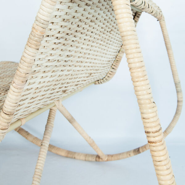 Modern Ravelle Chair for Living Room Effortlessly Blends Style and Functionality Brings Comfort and Sophistica - Gambar 3