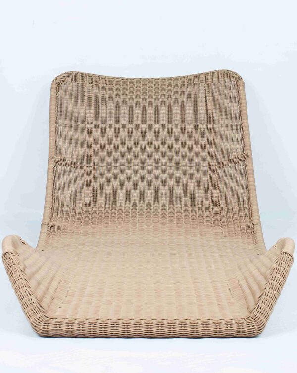 Modern Dylan Chair for Living Room Effortlessly Blends Style and Functionality Brings Comfort and Sophistica - Gambar 2