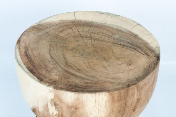 Modern Solvia Side Table Sustainable Materials Crafted Unique Sturdy Design Standout Piece of Furniture - Gambar 3