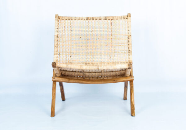 Modern Vento Chair for Living Room Effortlessly Blends Style and Functionality Brings Comfort and Sophistica